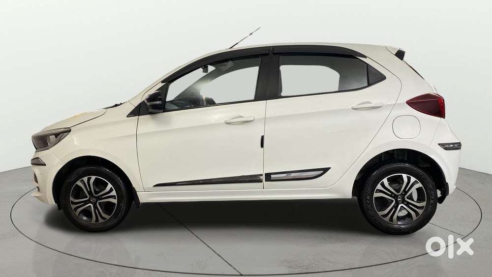 Tata Tiago 1.2 Revotron Xt Cng, 2023, Cng & Hybrids