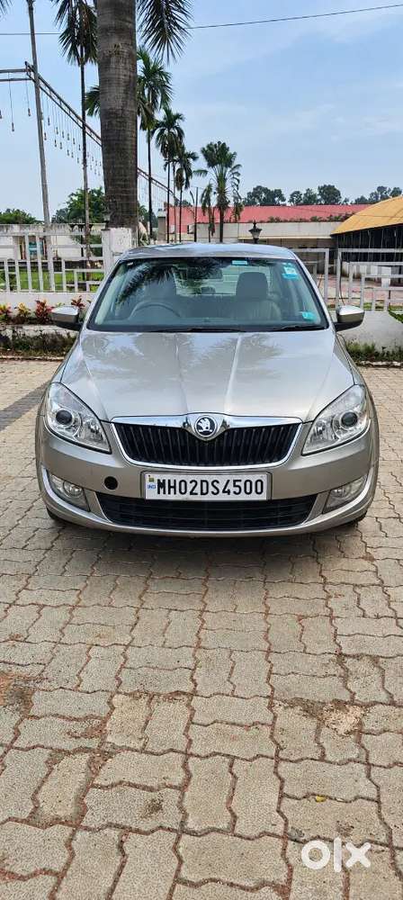 Skoda Rapid Elegance 2014