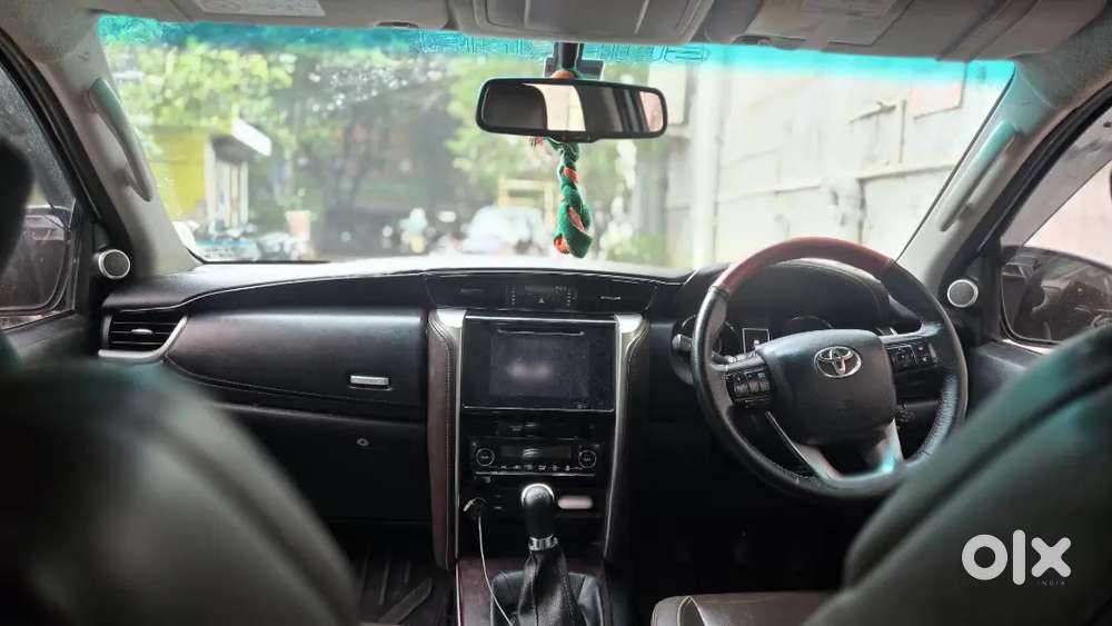 2019 Toyota Fortuner Petrol Mt