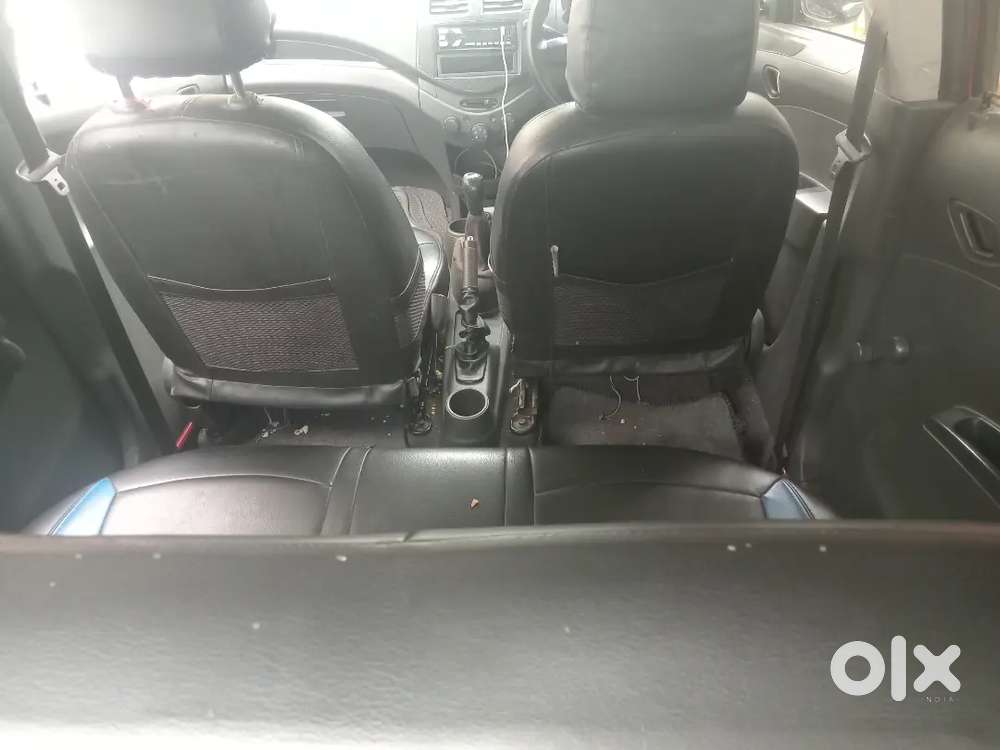 Chevrolet Beat 2012 Variant