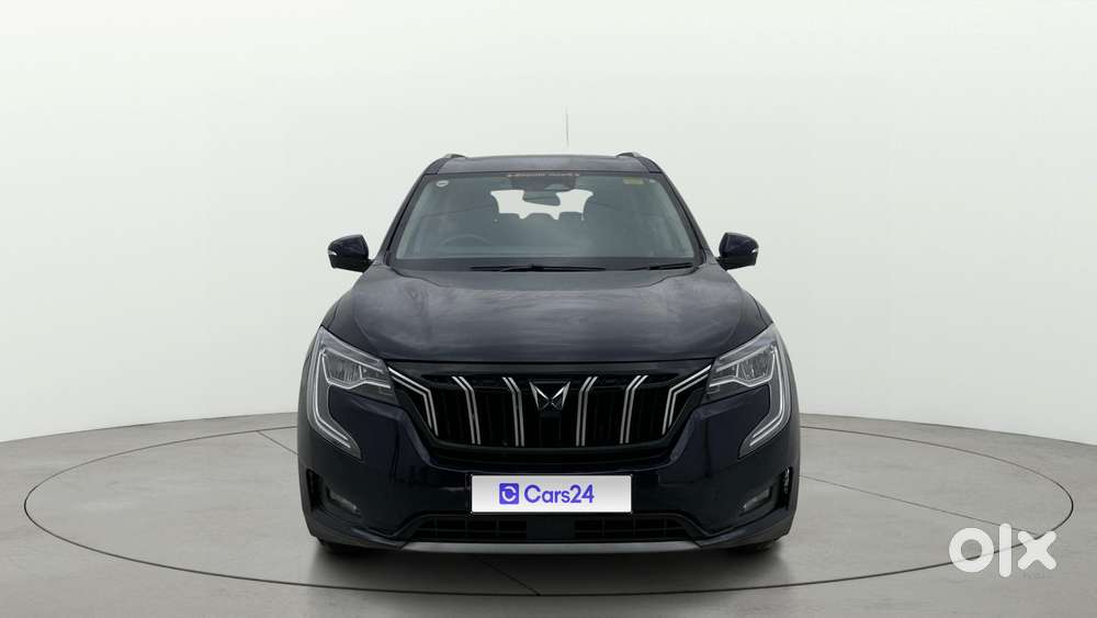 Mahindra Xuv700 2.0 Ax 5 Petrol Mt 7 Str, 2023, Diesel