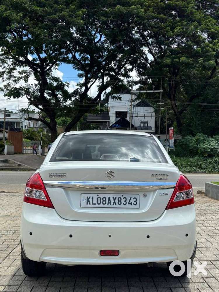 Maruti Suzuki Dzire 1.2 Zxi, 2012, Petrol