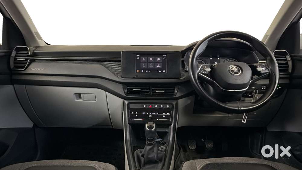 Skoda Kushaq 1.0 Tsi Active, 2023, Petrol