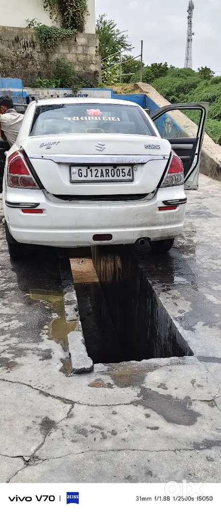 Maruti Suzuki Swift Dzire 2009
