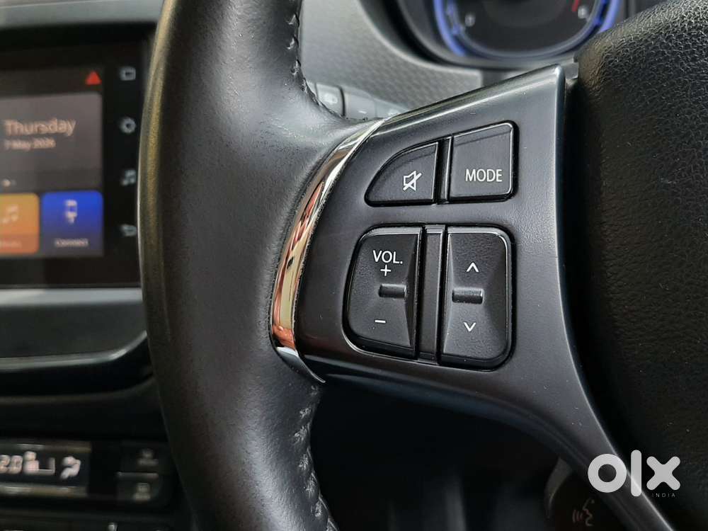 Maruti Suzuki Brezza 1.5 Zxi At Smart Hybrid Dual Tone, 2021, Petrol