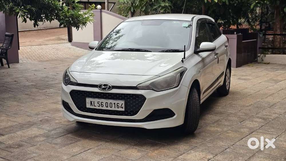 Hyundai I20 Petrol Era, 2016, Petrol