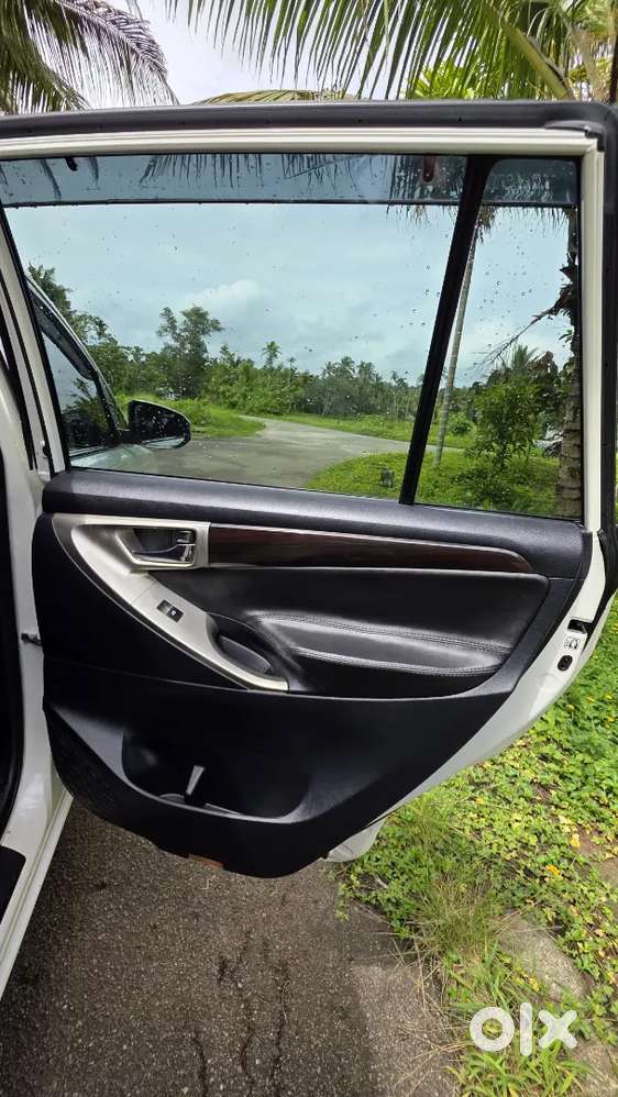 2018 Innova Crysta 2.8 Z Full Option Brand New Like Vehicle.