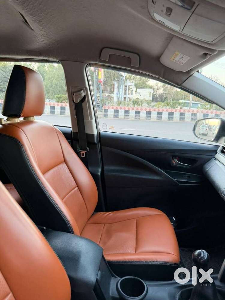 Toyota Innova Crysta 2.4 G Mt, 2018, Diesel