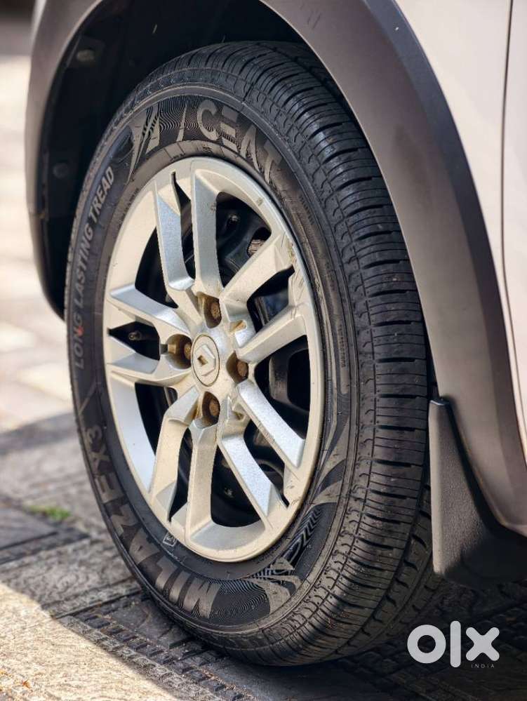 Renault Triber Rxt, 2019, Petrol