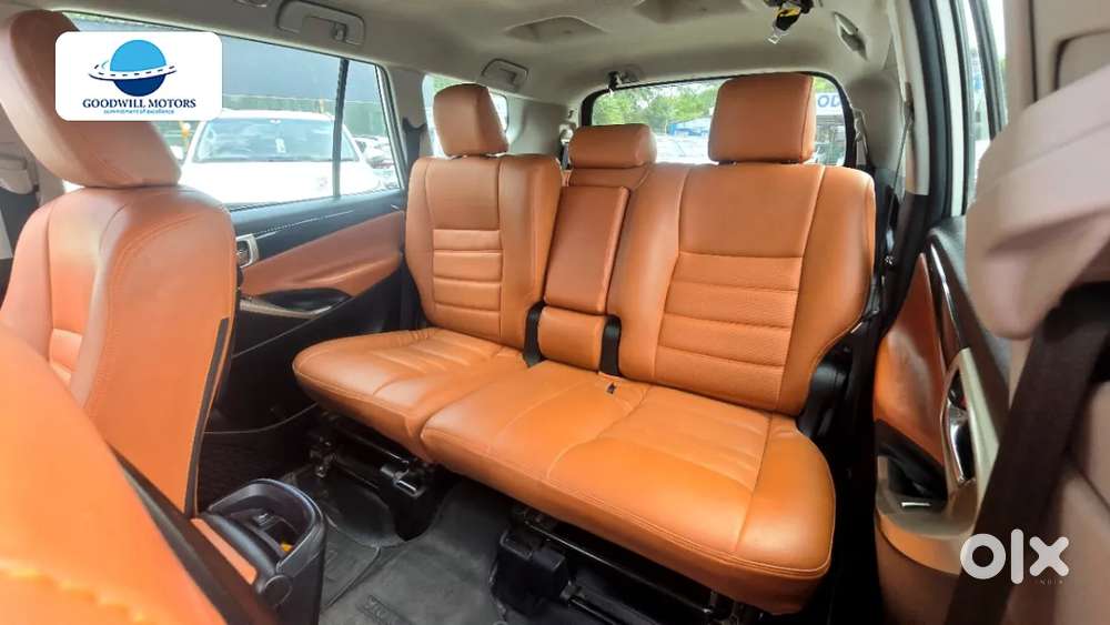 Toyota Innova Crysta [2020-ongoing] 2.4 Vx 8 Str, 2022, Diesel