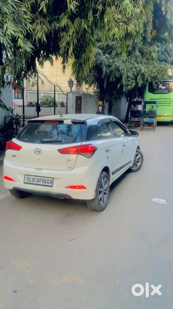 Hyundai New I20 2014 Cng  Music System And Interior Done Car