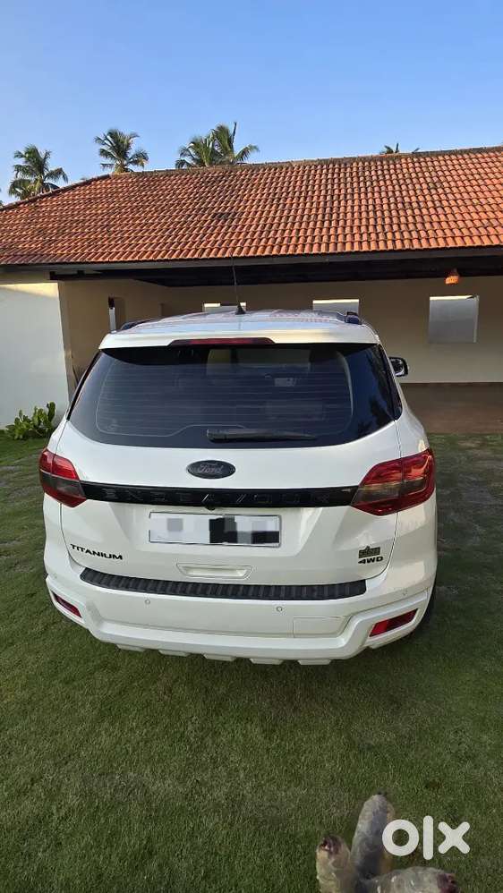 Ford Endeavour 3.2 Titanium