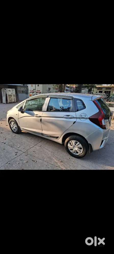 Honda Jazz 2017 Petrol Well Maintained (owner Car)