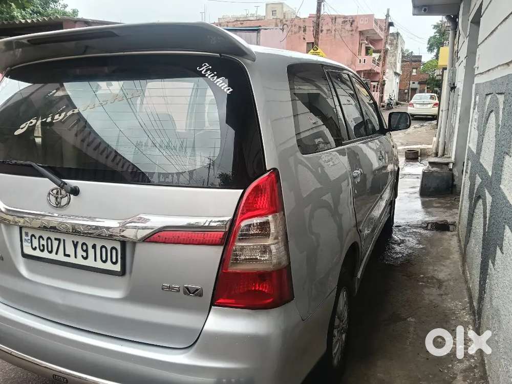Toyota Innova Diesel 2011