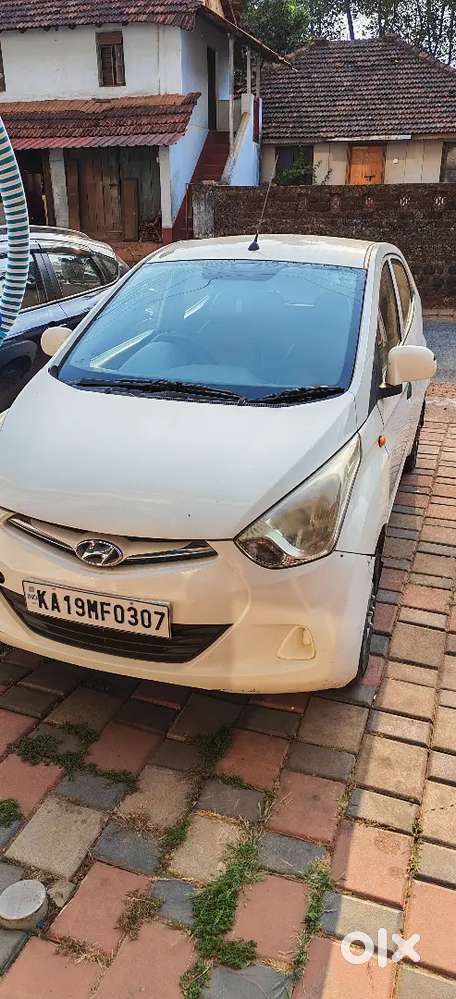 Hyundai Eon 2015 Petrol 79144 Km Driven