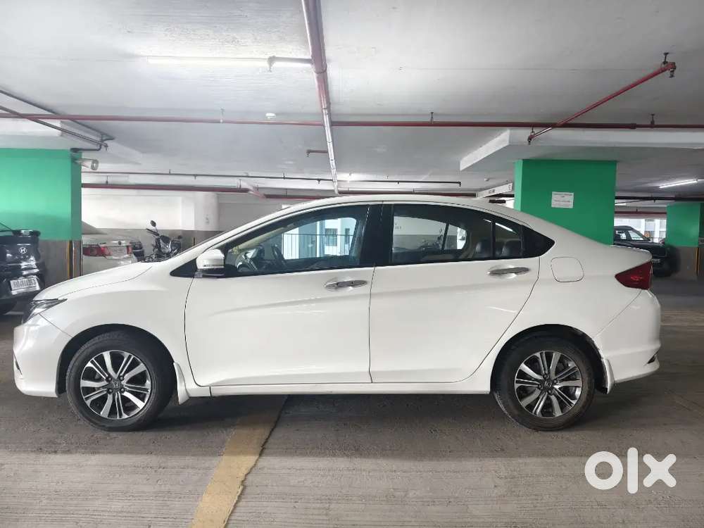 Honda City 1.5 V Cvt I-vtec 2017 | Automatic Petrol | Well Maintained