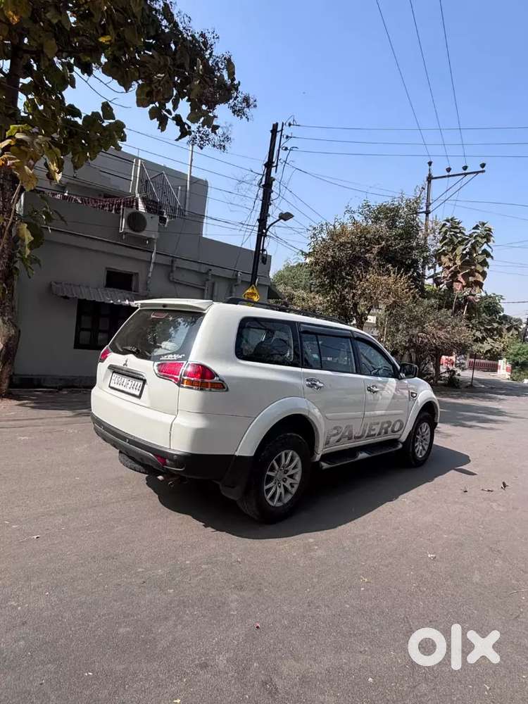 Mitsubishi Pajero Sport 2013 Diesel 155000 Km Driven