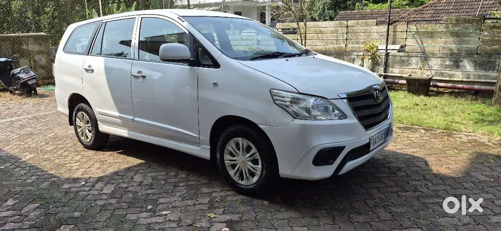 Toyota Innova 2.5 Gx Well Maintained