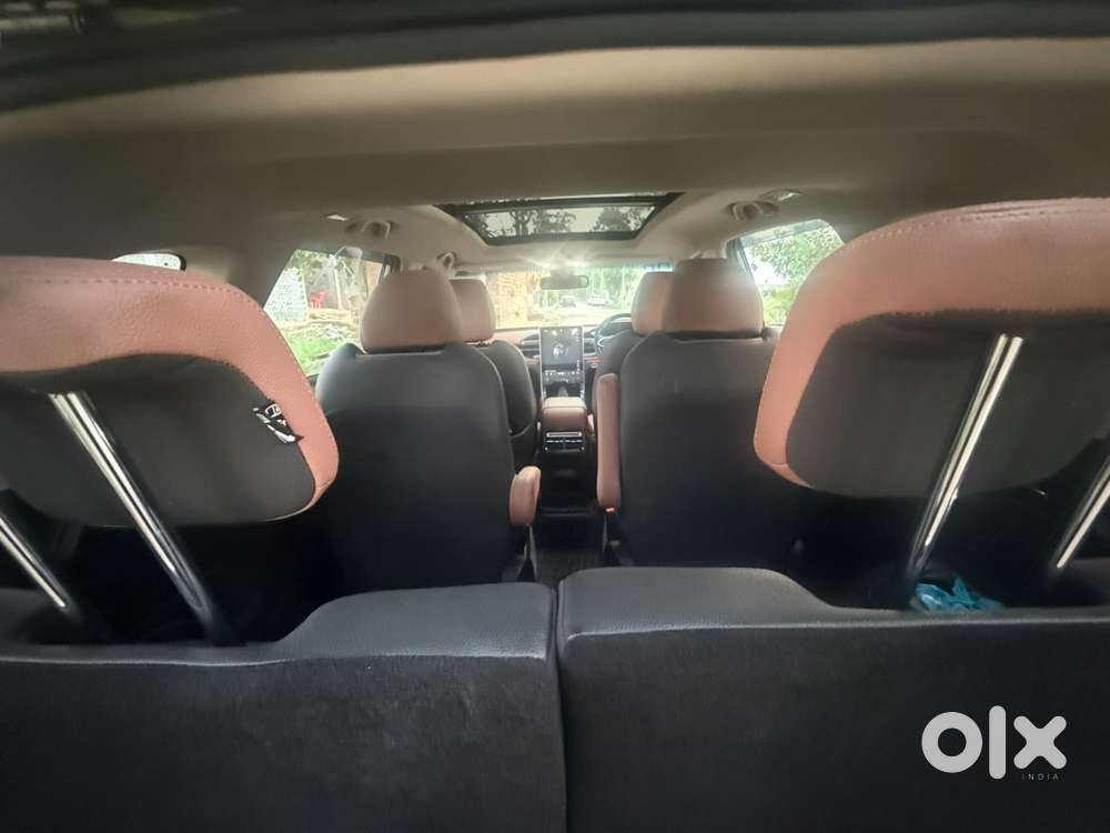 Mg Hector Plus 2023 Sharp Petrol