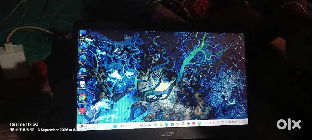 Good condition need money argent so I can sell my laptop