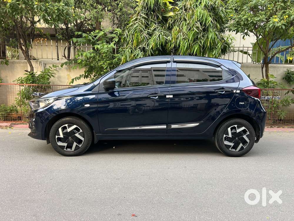 Tata Tiago 1.2 Revotron Xm Option, 2025, Petrol