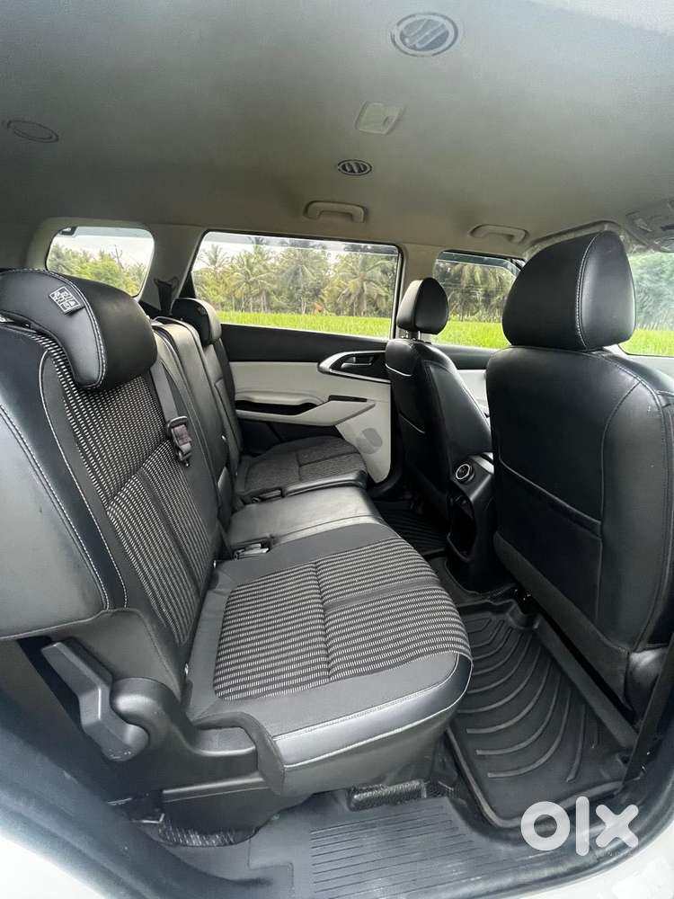 Kia Carens 1.5 Prestige 7 Str, 2023, Petrol