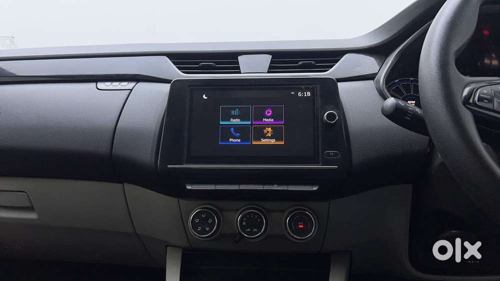 Renault Triber Rxt, 2022, Petrol