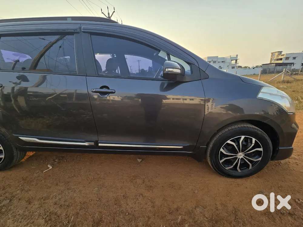 Maruti Suzuki Ertiga Vxi+