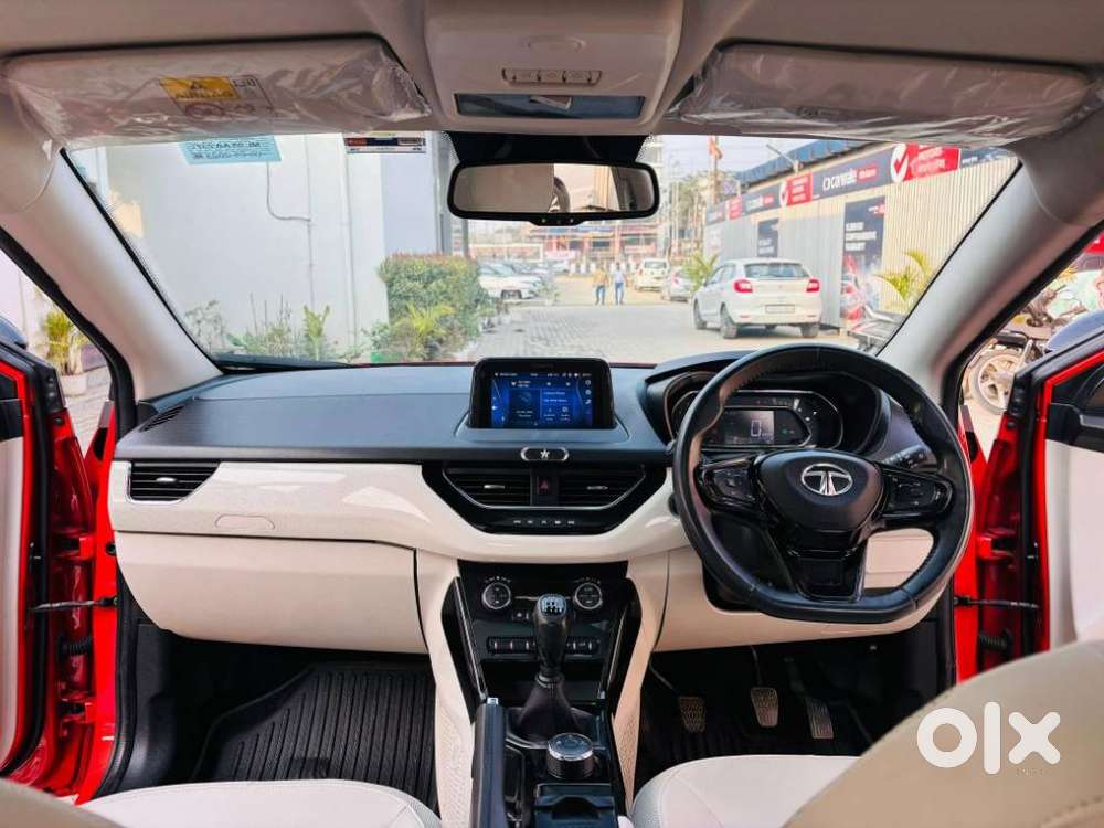 Tata Nexon 1.5 Revotorq Xz Plus Premium Dual Tone, 2023, Petrol