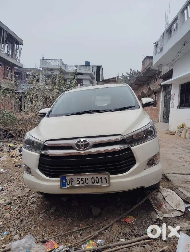 Toyota Innova Crysta 2016 Diesel 170000 Km Driven