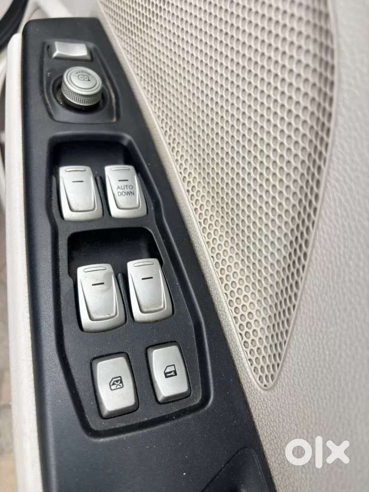 Mahindra Xuv300 W6, 2021, Petrol