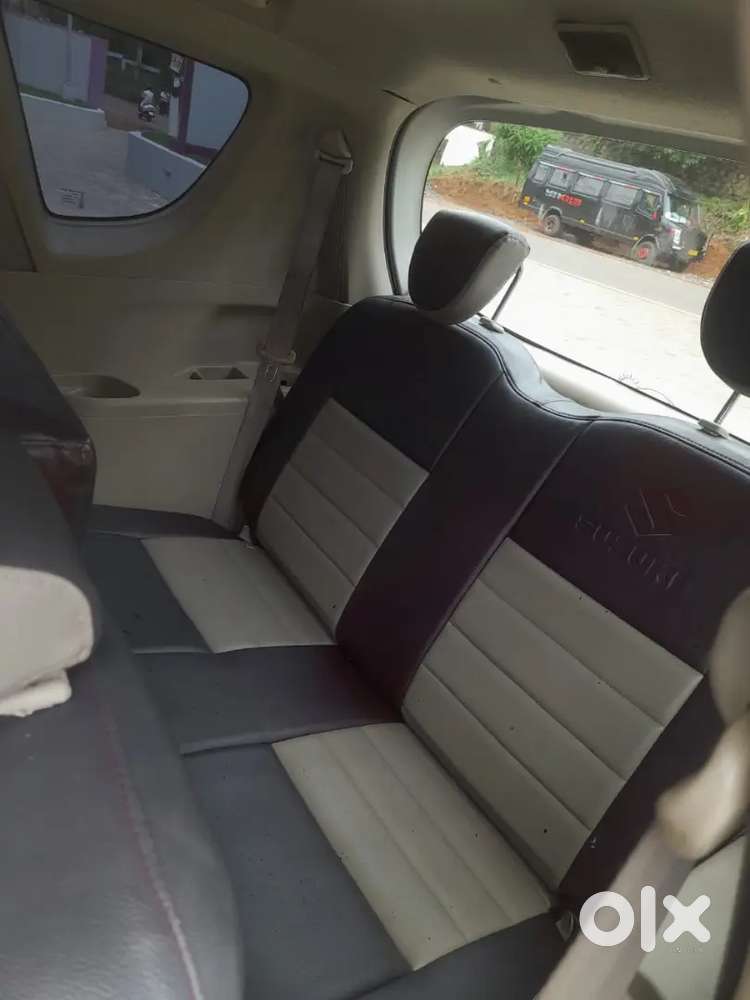Maruti Suzuki Ertiga 2012