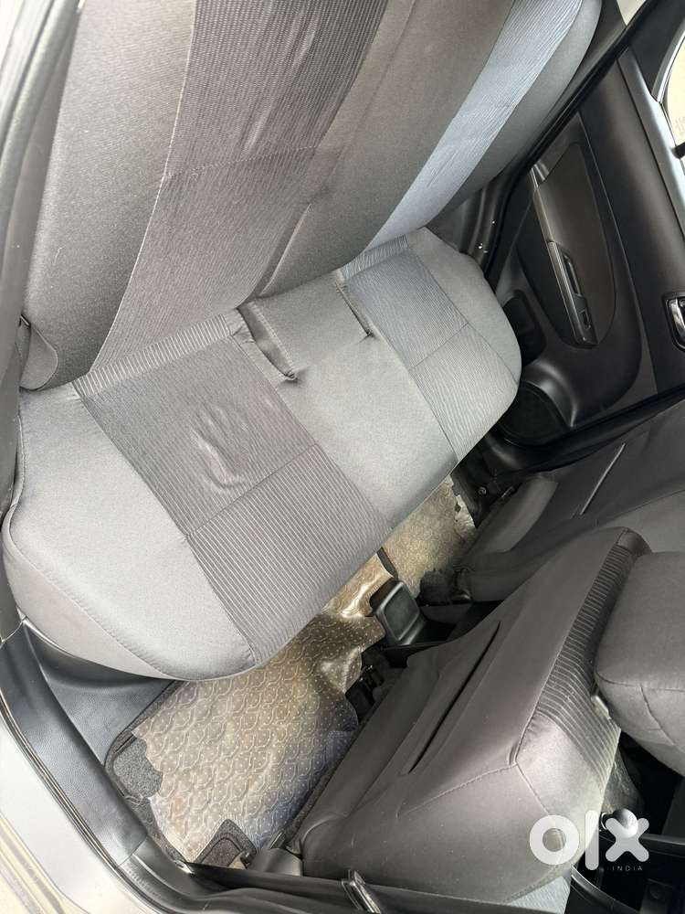 Maruti Suzuki Swift Vxi Optional, 2015, Petrol