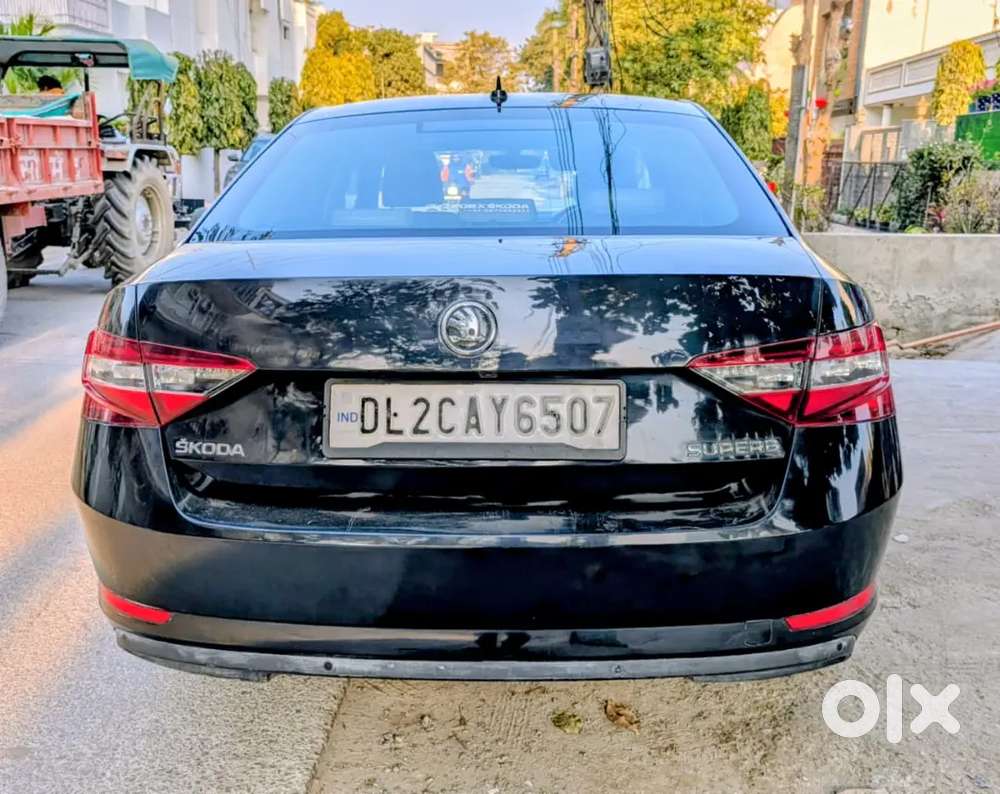 Skoda Superb L&k 2018 Petrol 82000 Km Driven