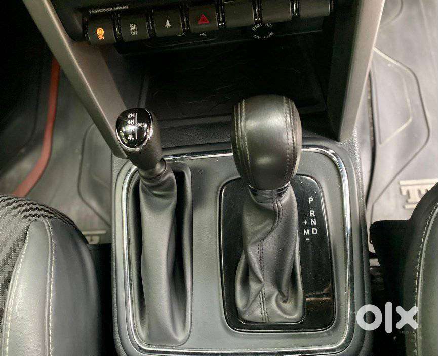 Mahindra Thar Lx 4-str Hard Top At, 2022, Petrol