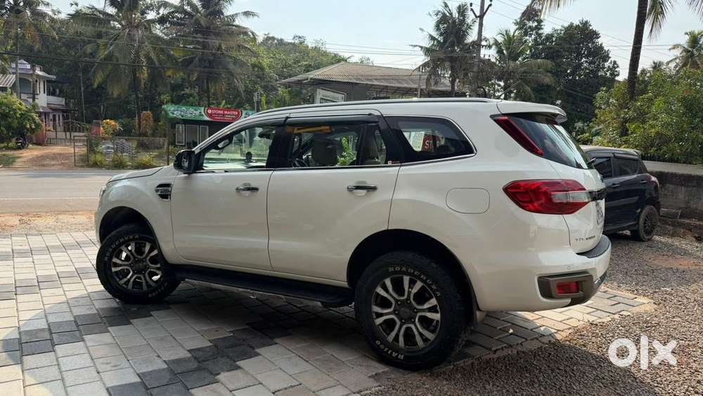 Ford Endeavour 2019 Diesel 94000 Km Driven