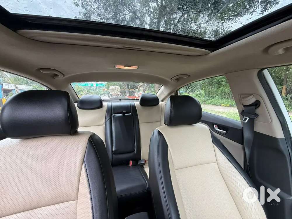 Hyundai Verna Crdi 2019 Sx Top Modal