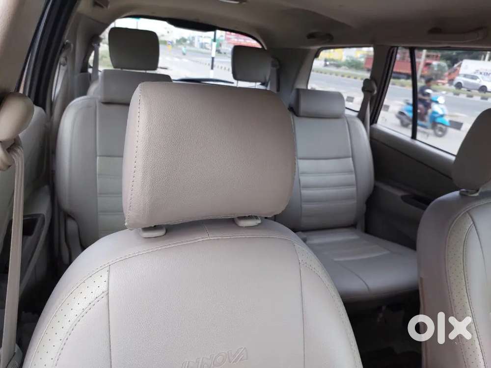 Toyota Innova 2.5 G4 2012