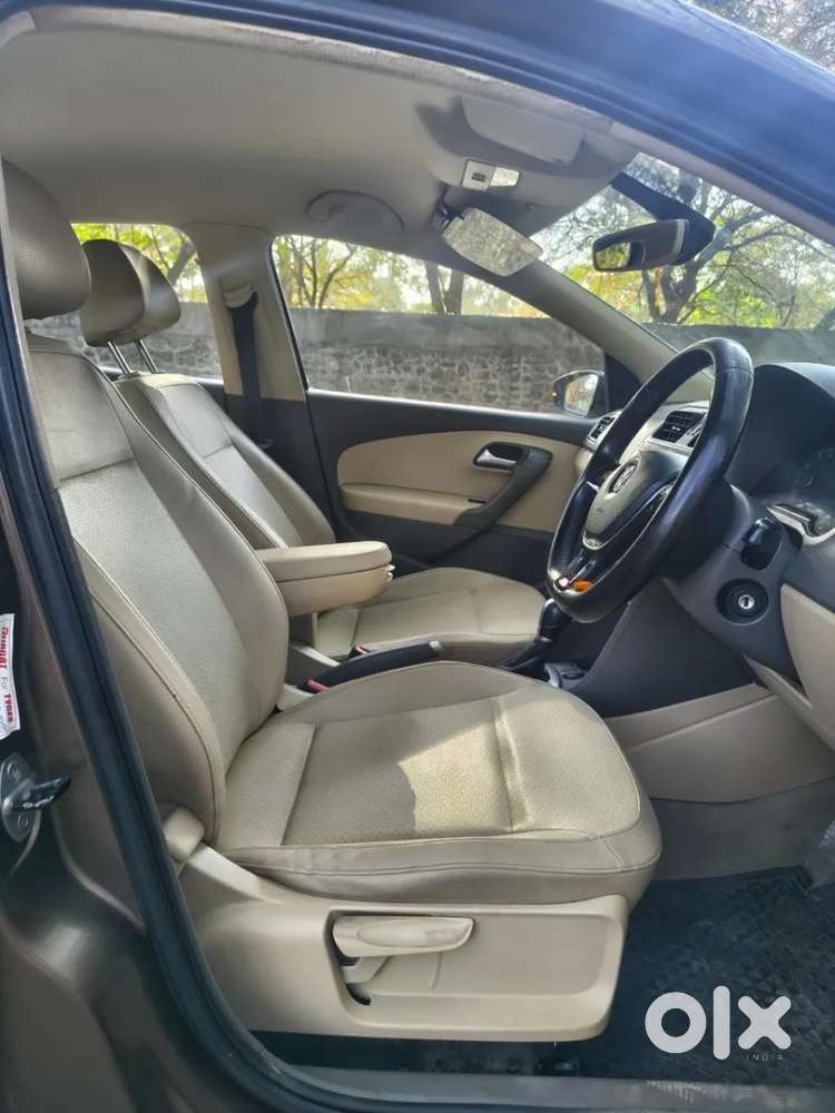 Volkswagen Vento 1.2 Tsi Highline At, 2016, Petrol