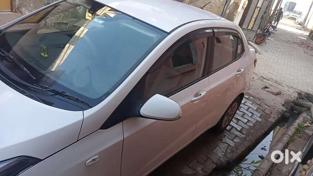Singhal Hand Car