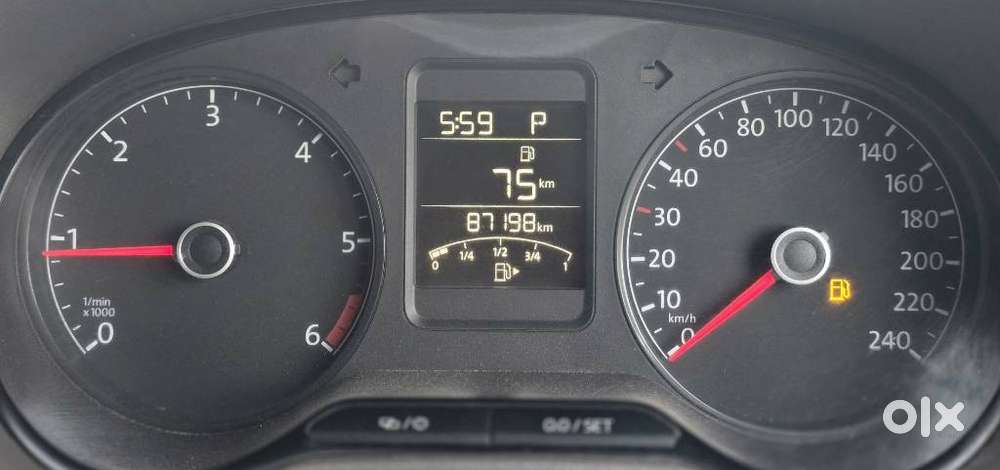 Volkswagen Vento 1.5 Highline Plus At 16 Alloy, 2017, Diesel