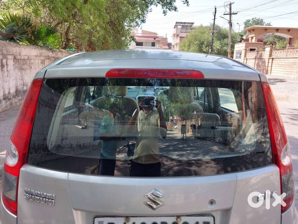 Maruti Suzuki Ritz Vxi, 2012, Petrol