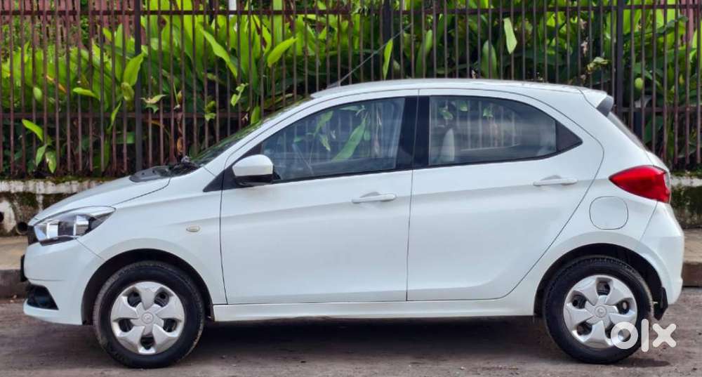 Tata Tiago 1.2 Revotron Xt, 2016, Petrol