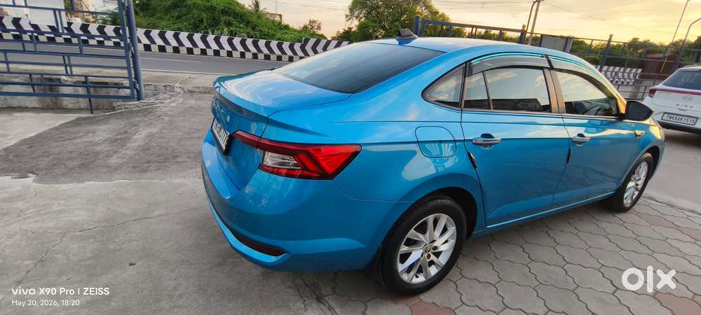 Skoda Slavia 1.0 Ambition Tsi, 2022, Petrol