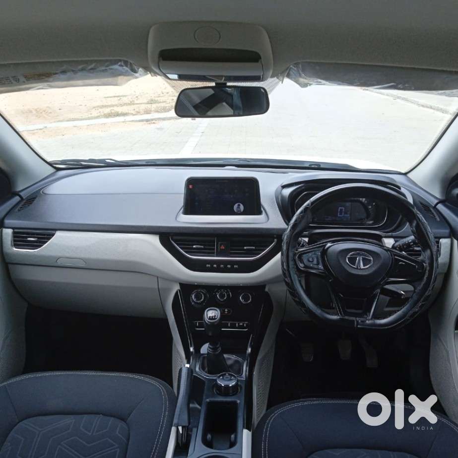 Tata Nexon 1.2 Revotron Xz, 2022, Petrol