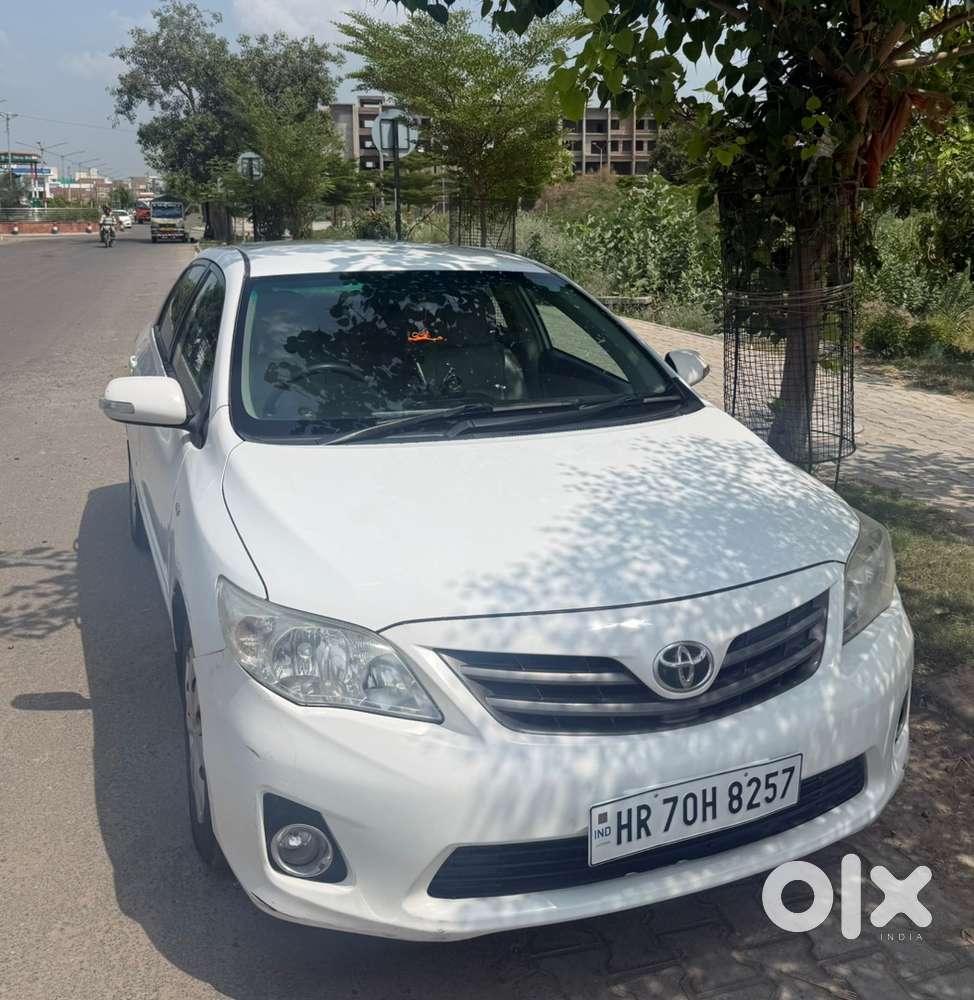 Urgent Sale Toyota Corolla Altis 2012 Limited Edition