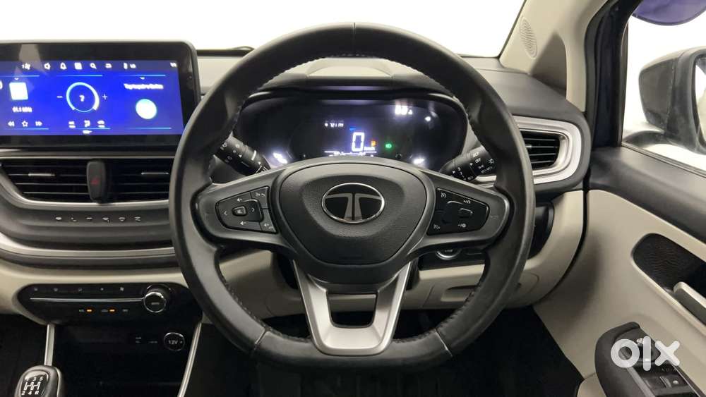 Tata Altroz Xz, 2024, Petrol