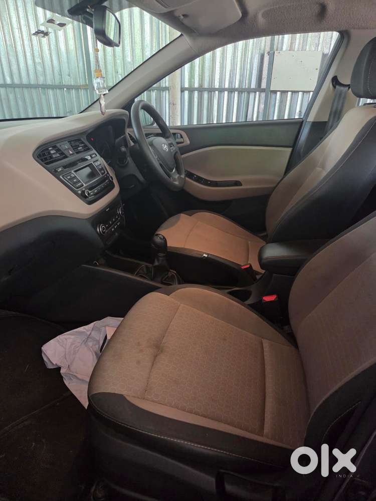 Hyundai I20 Sportz 1.2 Bs-iv, 2017, Petrol