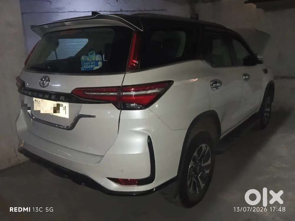 Toyota Fortuner Legender 2024