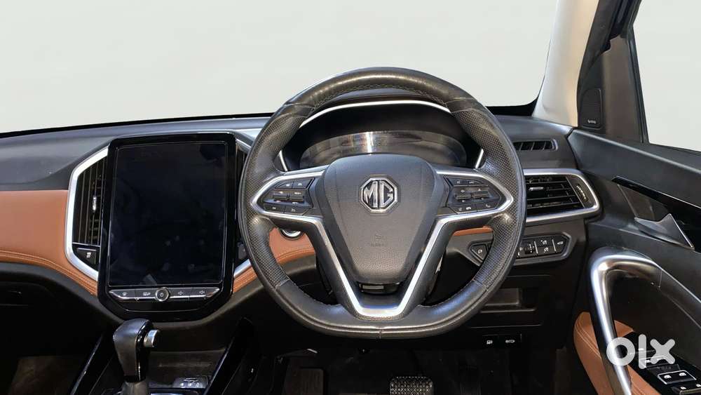 Mg Hector Plus 1.5 Sharp Turbo Cvt 6 Str, 2023, Petrol